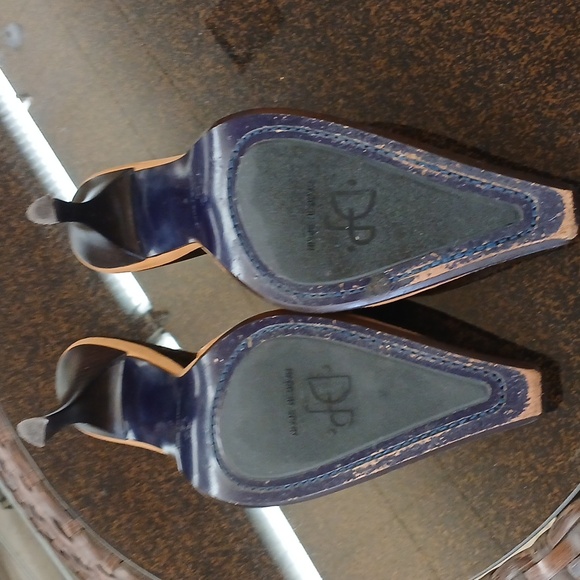 Donald J. Pliner Women's Camel Mules with Buckle - Picture 2 of 3